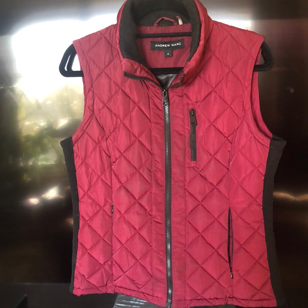 Andrew Marc zip vest size M